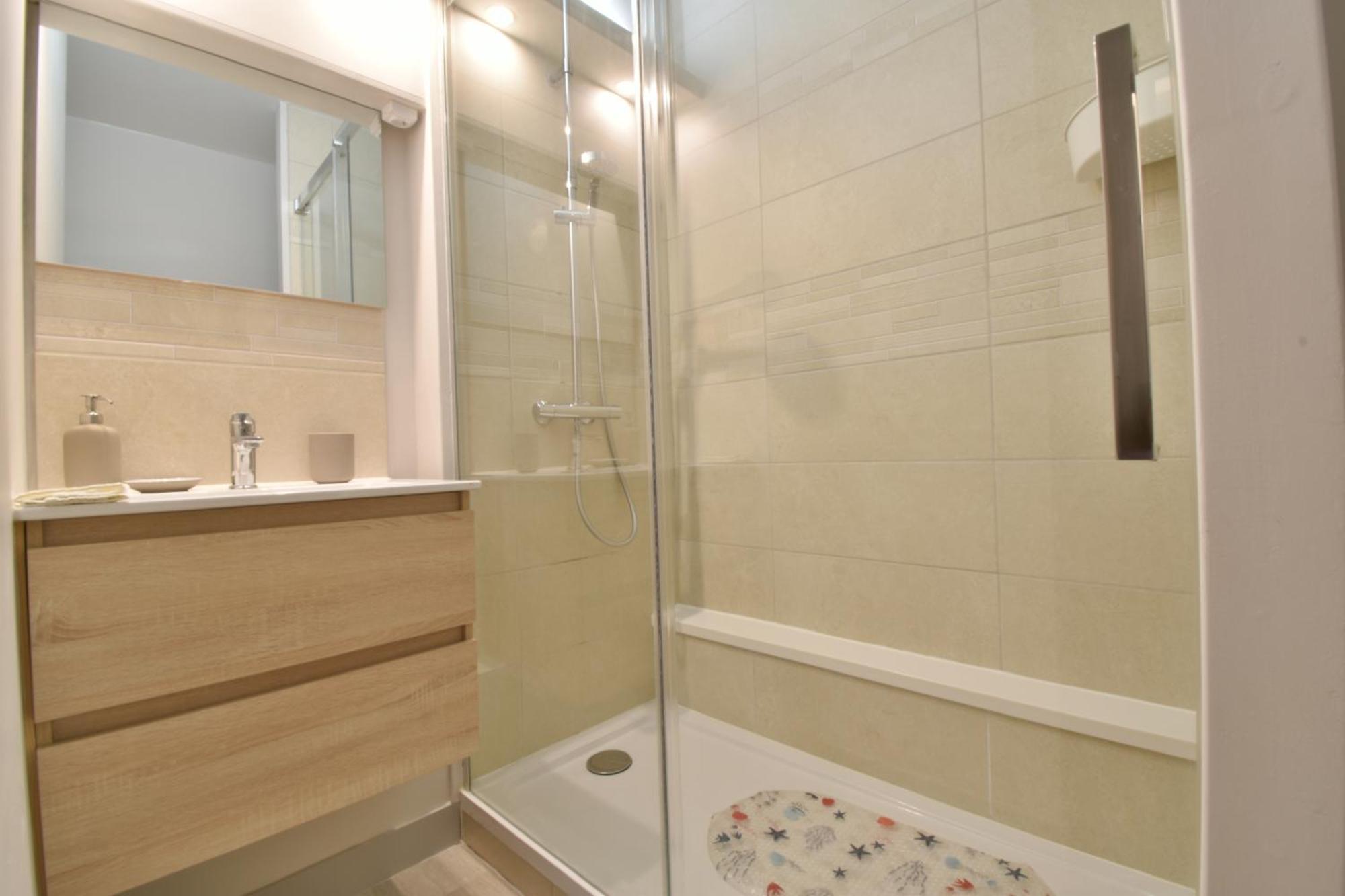 Appartement Renove Avec Vue Sur Mer A Fecamp ! Bagian luar foto